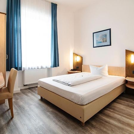 Hotel Weidenhof Регенсбург Екстериор снимка