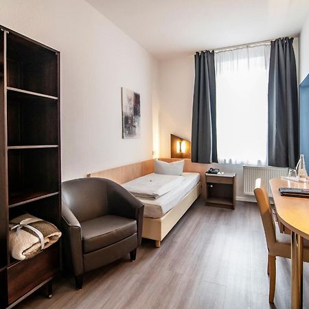 Hotel Weidenhof Регенсбург Екстериор снимка